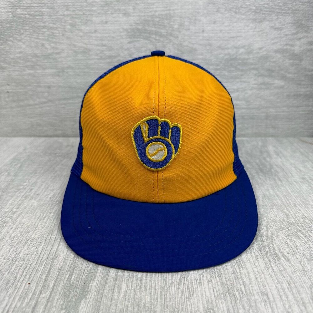 Vintage 80s Milwaukee Brewers Trucker Hat Cap Snap Back Mesh MLB Baseball